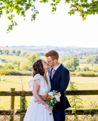 A little look at this gorgeous Knockerdown Cottages wedding 🤍

It was such a fun, relaxed day, with so many happy moments✨